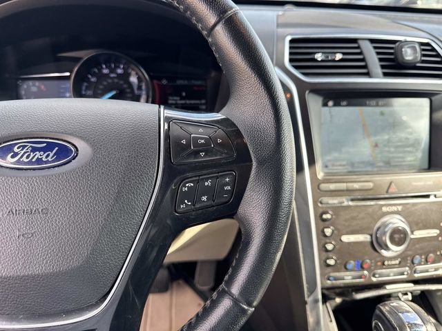 Used 2018 Ford Explorer Limited image 26