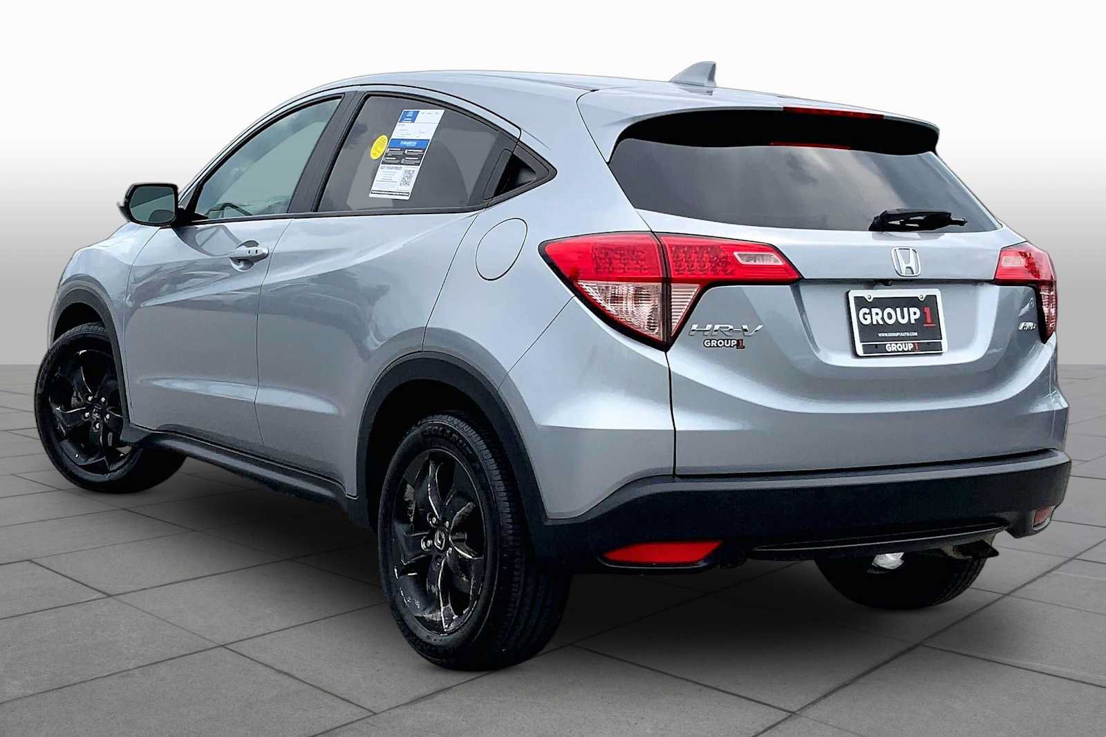 Used 2017 Honda HR-V EX image 12