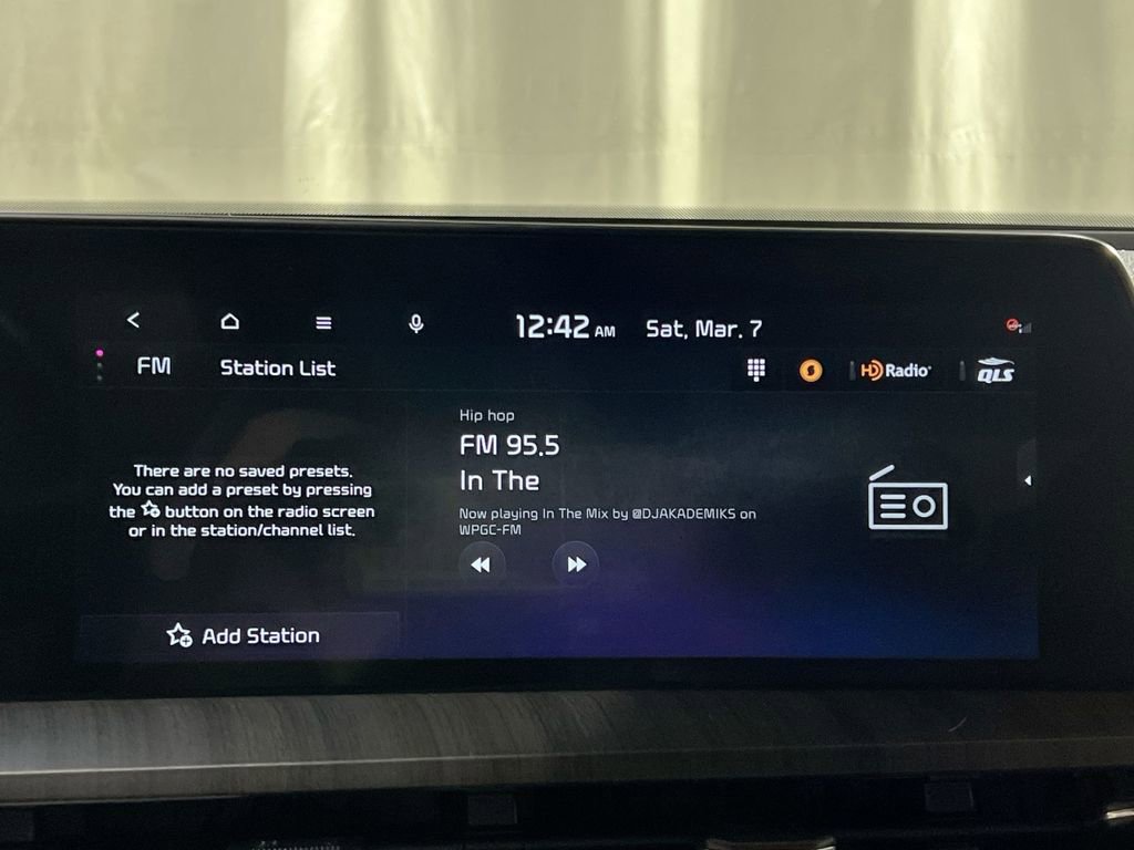 Used 2023 Kia Telluride SX Prestige image 17