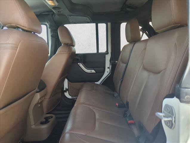 Used 2017 Jeep Wrangler Unlimited Sahara w/ Dual Top Group image 19