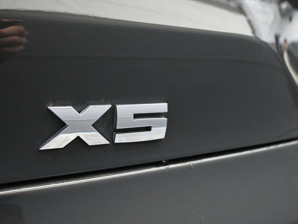 Used 2024 BMW X5 M60i image 15