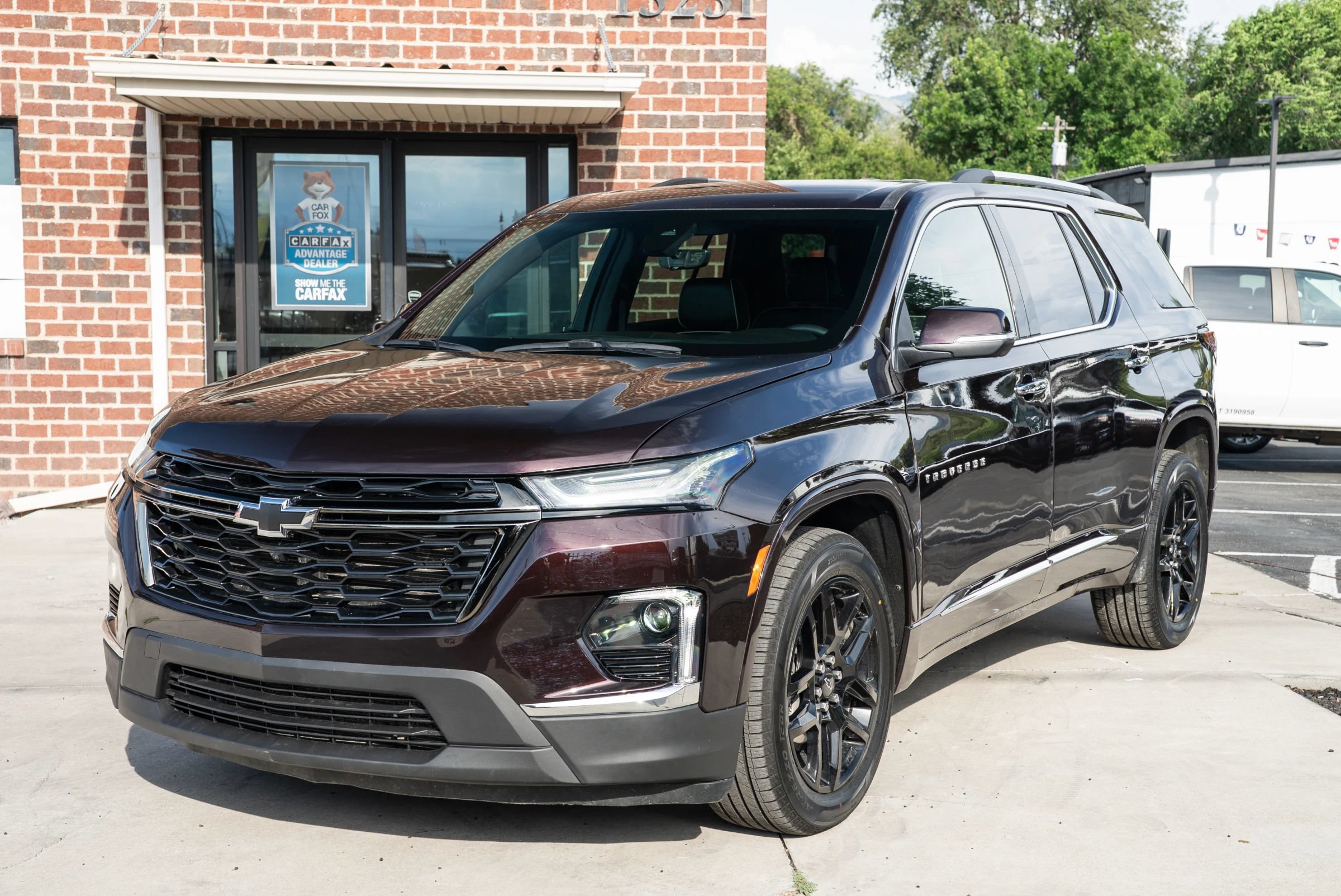 Used 2022 Chevrolet Traverse Premier AWD/4WD image 1