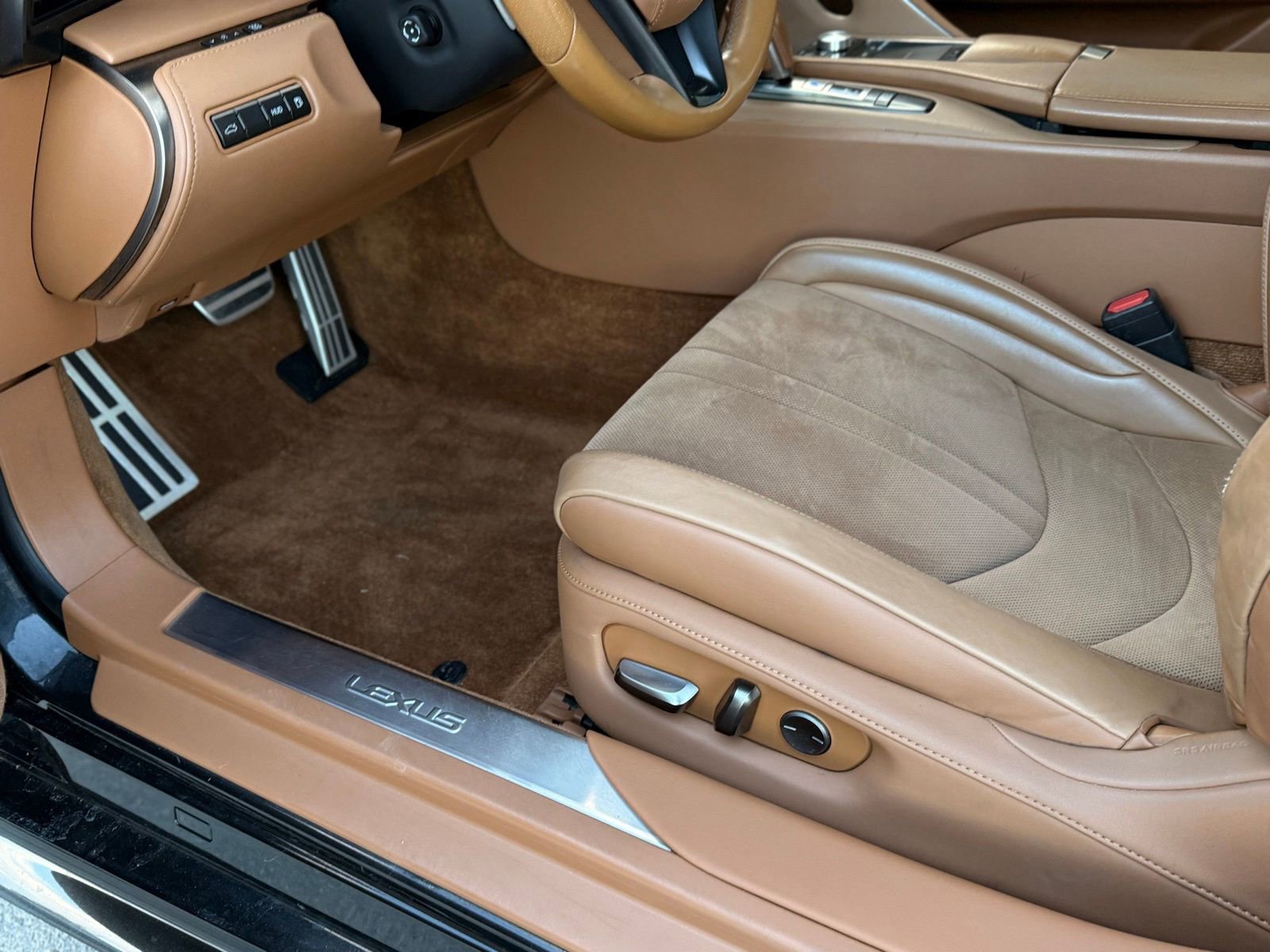 Used 2018 Lexus LC 500 Coupe image 29