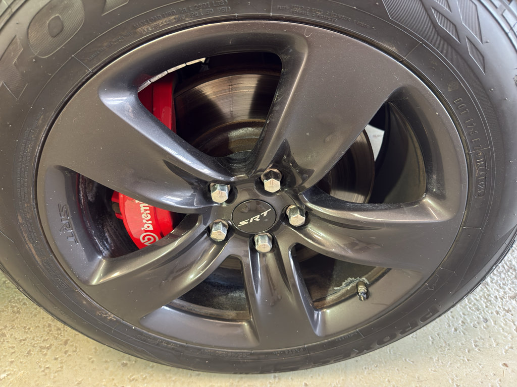 Used 2018 Dodge Durango SRT w/ SRT Interior Appearance Group AWD/4WD image 40