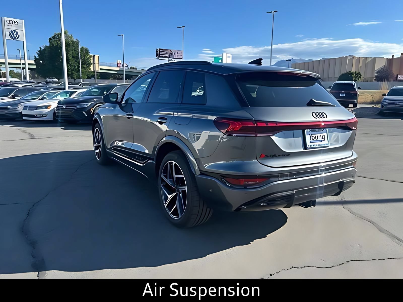 New 2027 Audi SQ6 e-tron Premium Plus AWD/4WD image 5
