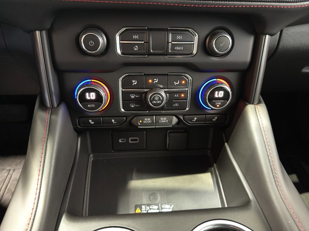 Used 2022 Chevrolet Tahoe RST image 33