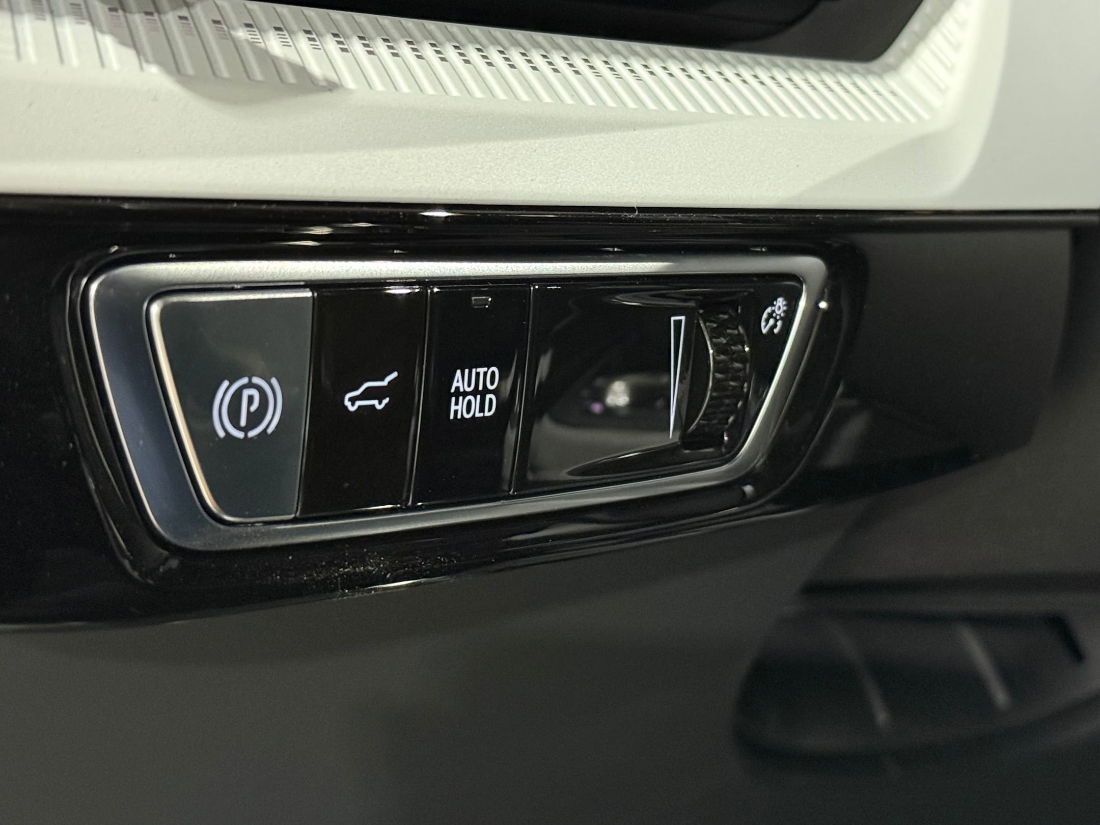 New 2026 Cadillac Optiq Sport 1 image 20