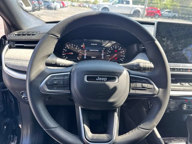 Used 2024 Jeep Compass Latitude AWD/4WD image 9