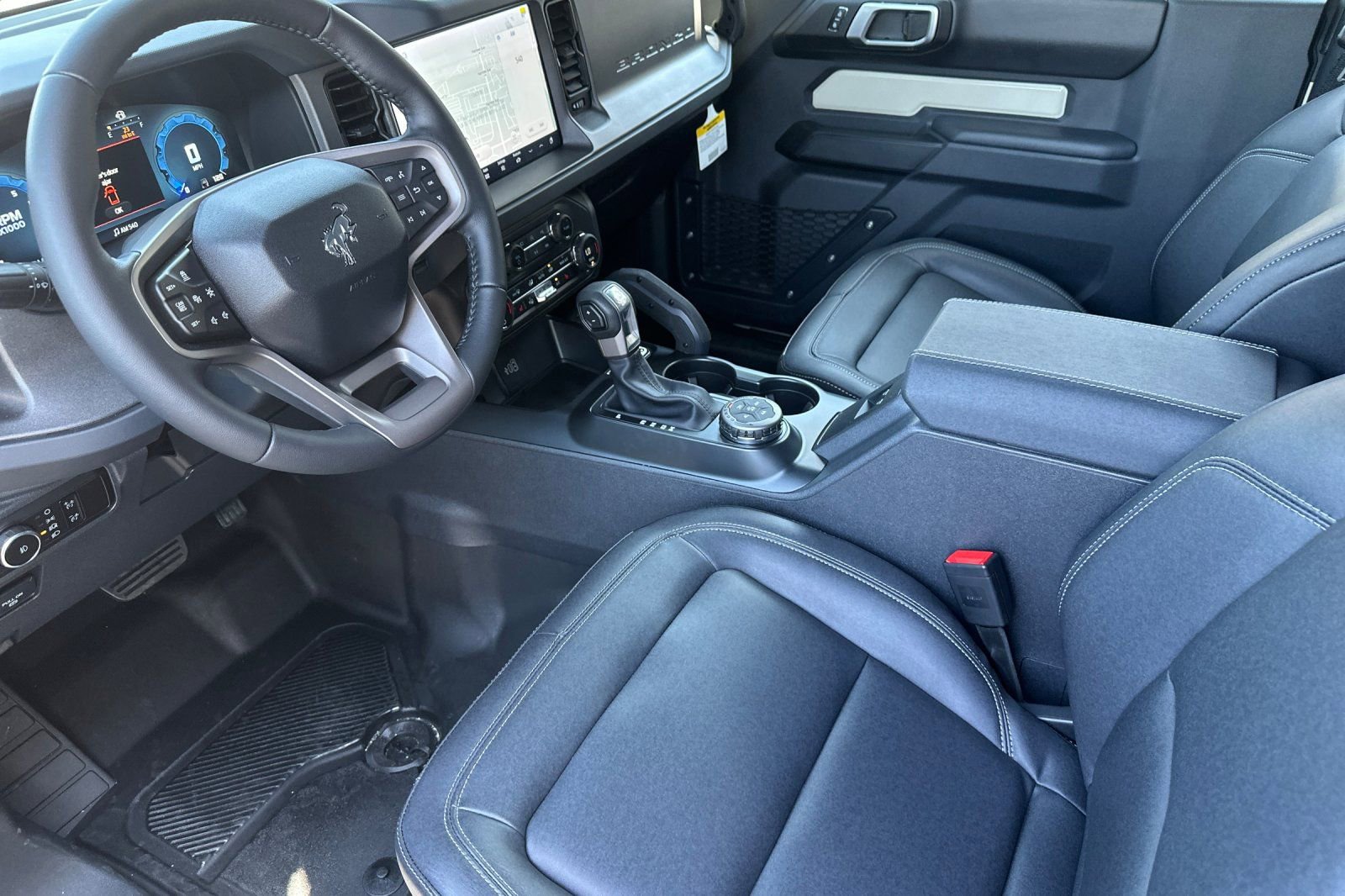 New 2026 Ford Bronco Badlands image 10