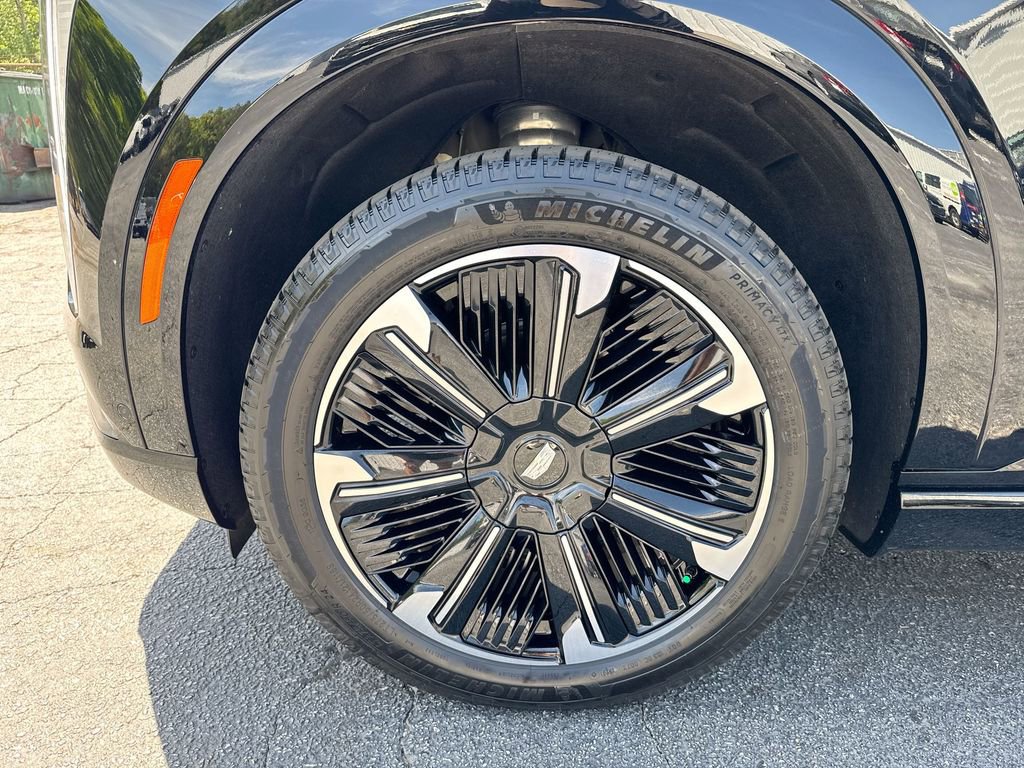 Used 2026 Cadillac Escalade IQ Sport 2 w/ LPO, Floor Liner Package image 12