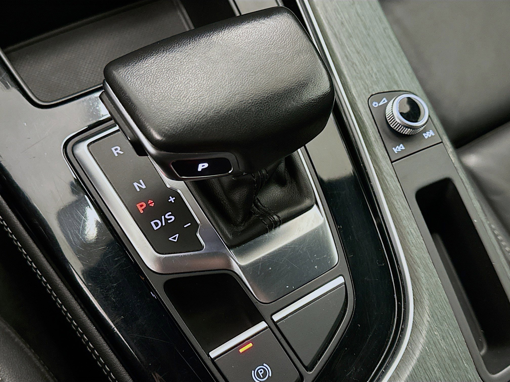 Used 2023 Audi A4 2.0T Premium Plus image 25