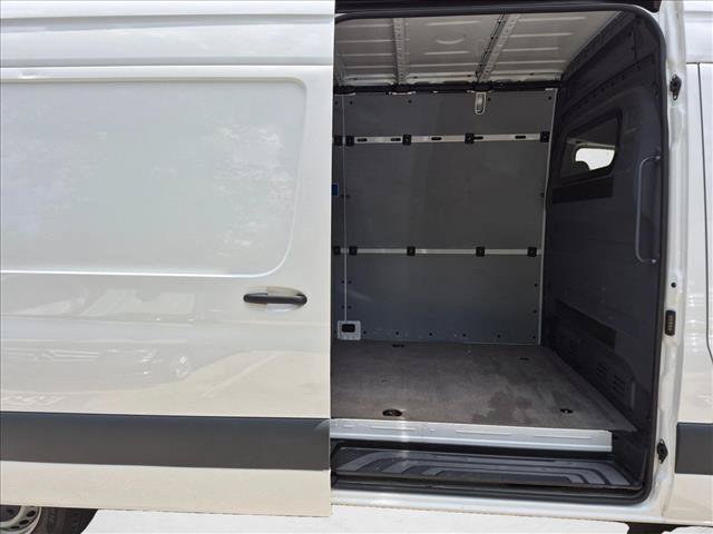 Used 2024 Mercedes-Benz Sprinter 2500 w/ Acoustic Package image 17
