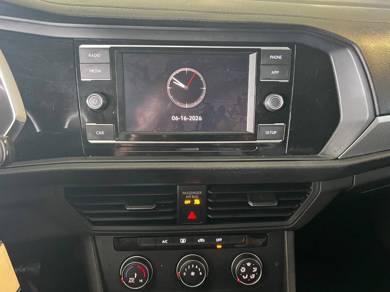 Used 2019 Volkswagen Jetta S w/ Driver Assistance Package FWD image 23