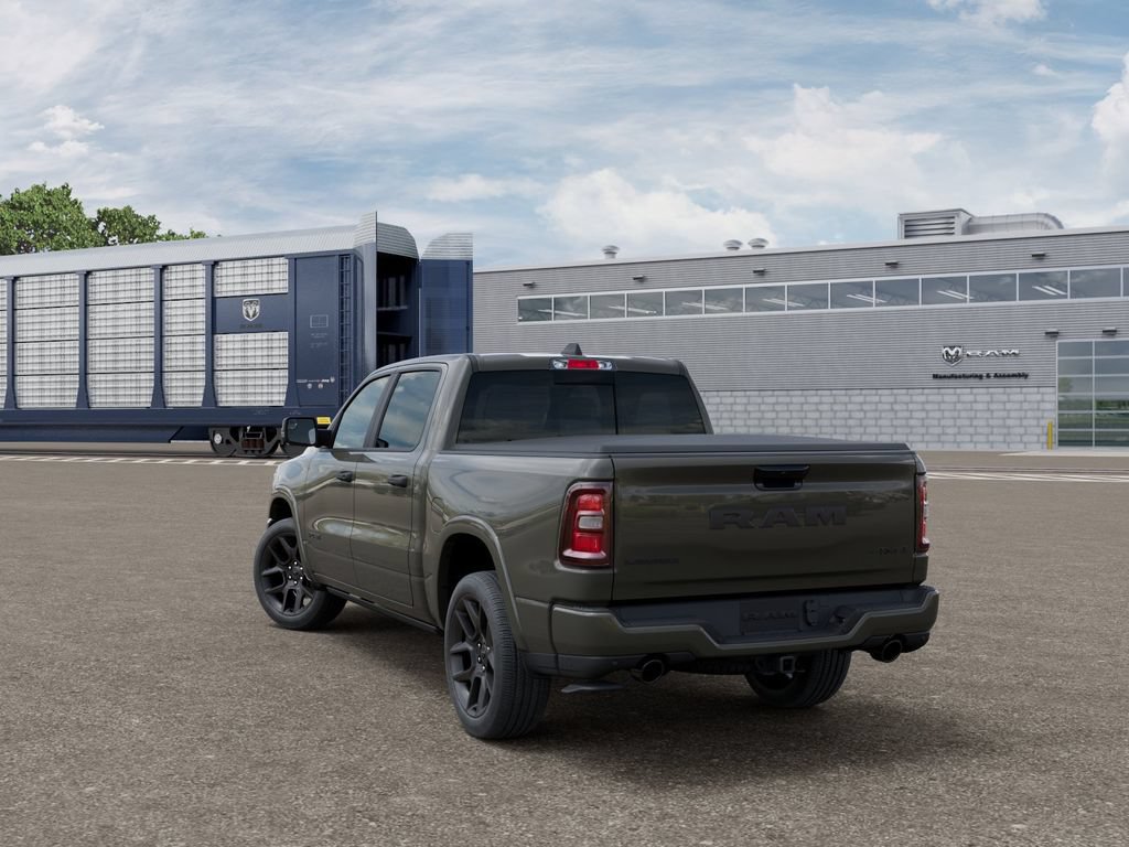 New 2027 RAM 1500 Laramie AWD/4WD image 3