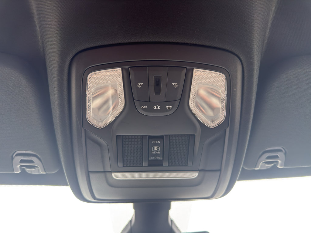 Used 2021 RAM 1500 Big Horn AWD/4WD image 23