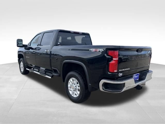 Used 2024 Chevrolet Silverado 2500 LTZ AWD/4WD image 4