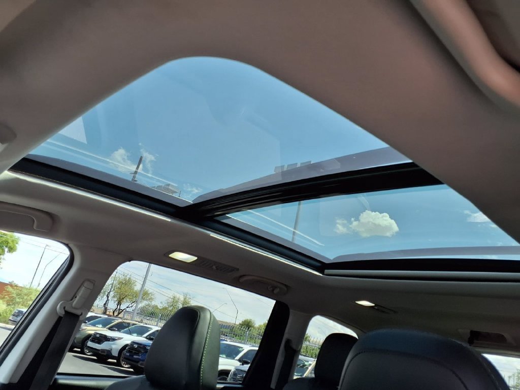 Certified 2023 Subaru Ascent Onyx Edition AWD/4WD image 6