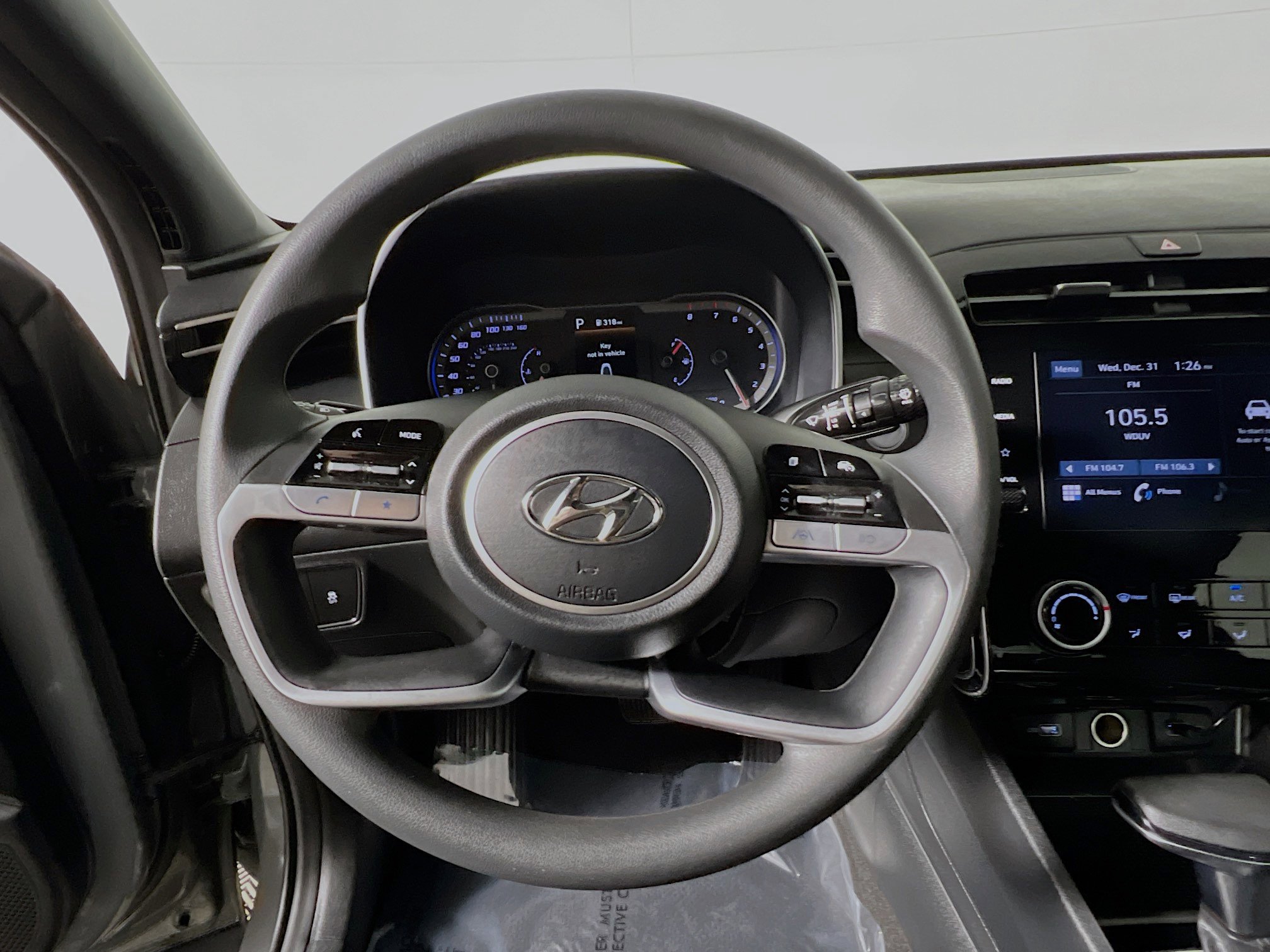 Used 2023 Hyundai Santa Cruz SEL image 18