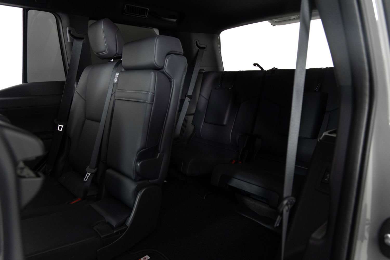 Used 2024 Lexus GX 550 w/ Accessory Package (2T) image 17