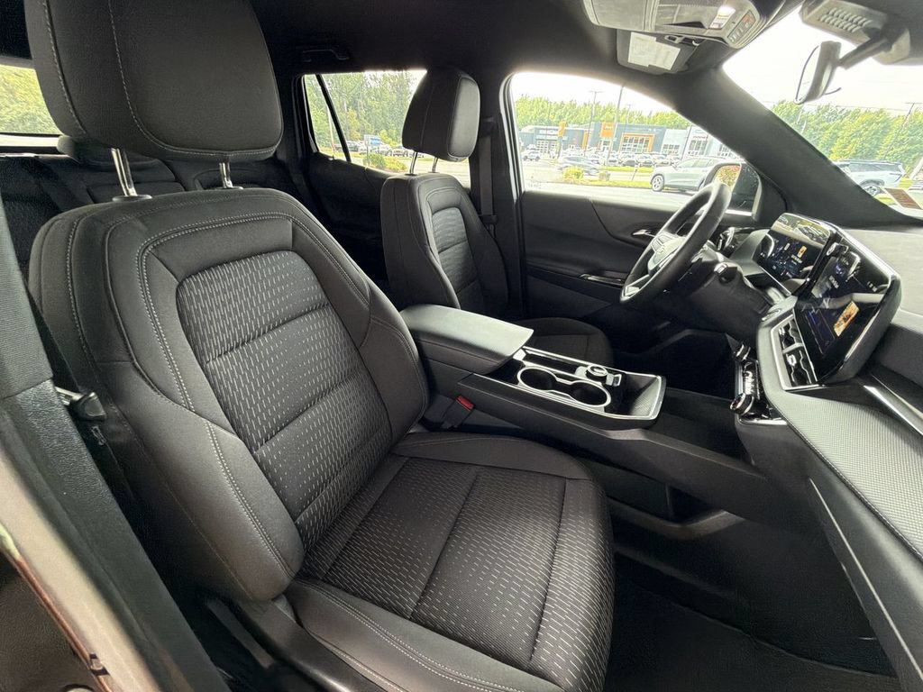 Used 2026 Chevrolet Equinox LT FWD image 28