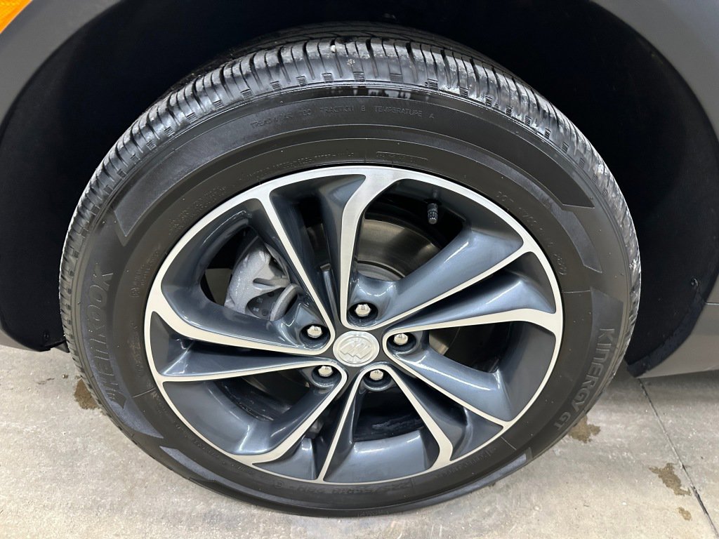 Certified 2023 Buick Encore GX Select image 36