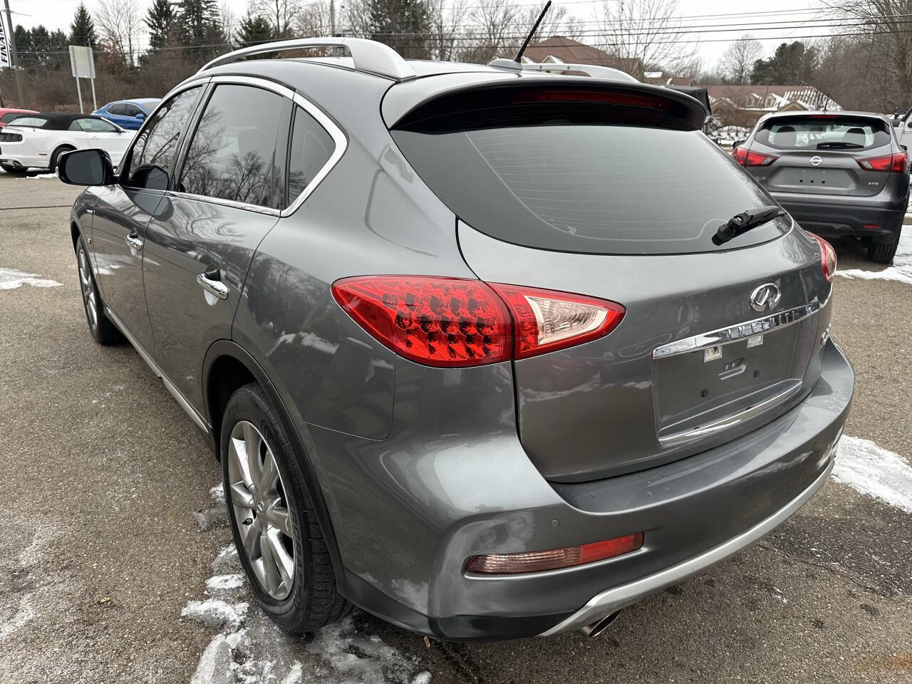 Used 2016 INFINITI QX50 AWD w/ Premium Plus Package image 4