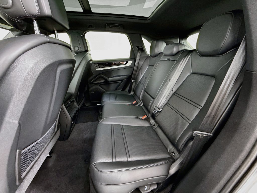 New 2026 Porsche Cayenne AWD/4WD image 23