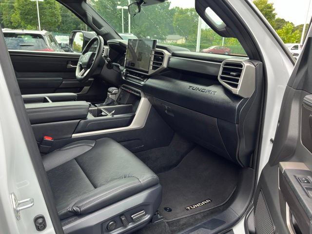 Used 2025 Toyota Tundra SR5 w/ SR5 Premium Package AWD/4WD image 18