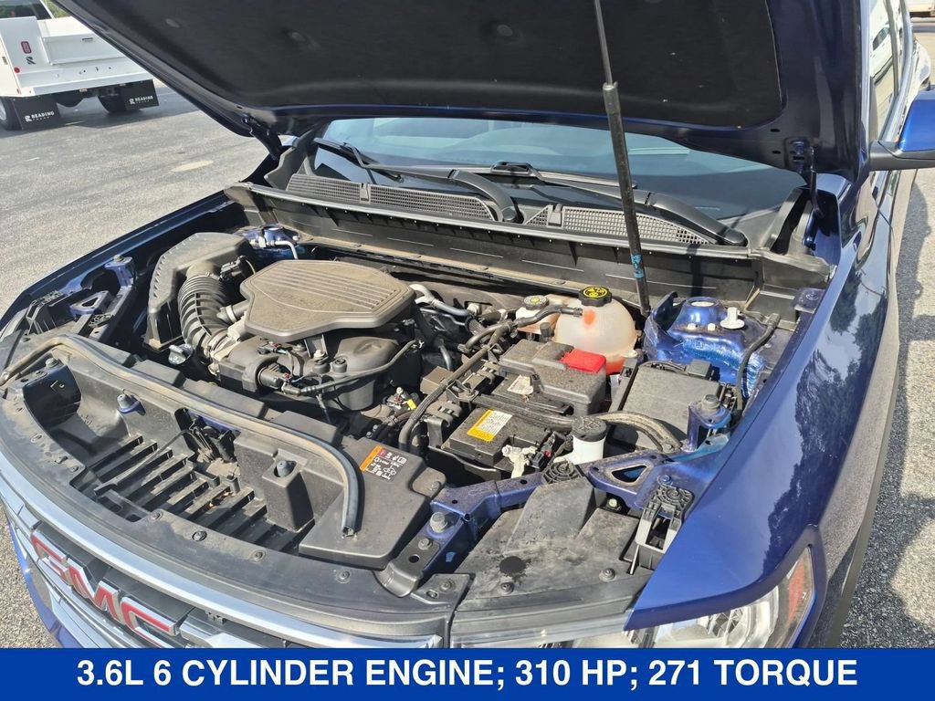 Used 2023 GMC Acadia SLT w/ Technology Package AWD/4WD image 34