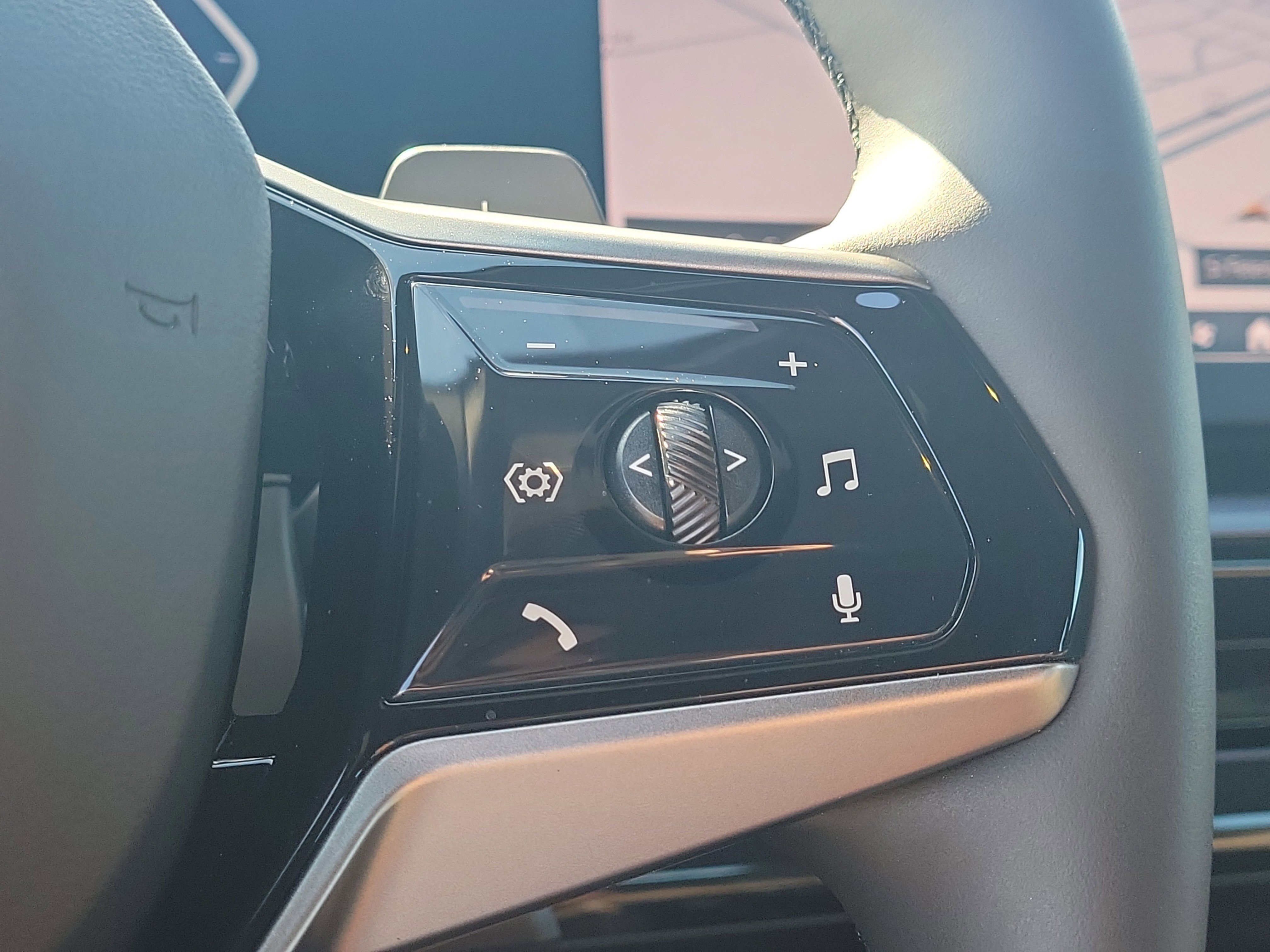 Used 2026 BMW 530i image 30