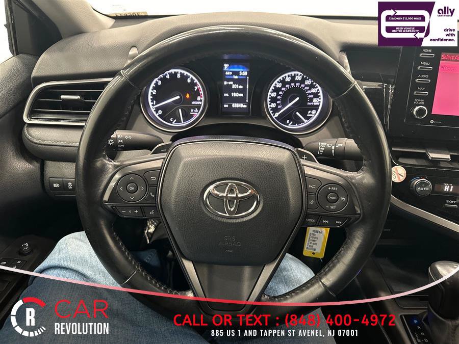 Used 2021 Toyota Camry SE FWD image 25