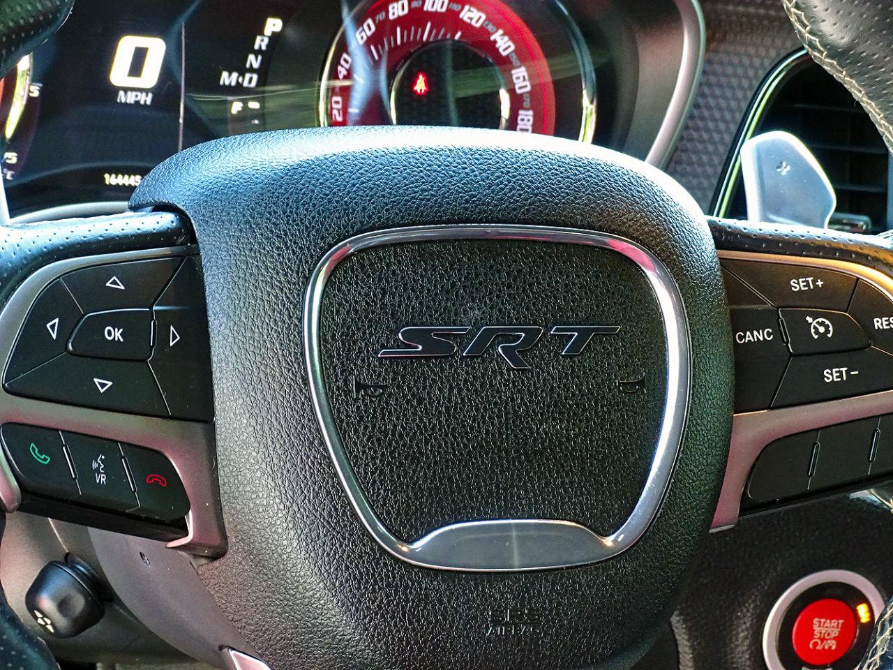 Used 2015 Dodge Challenger SRT Hellcat RWD image 32