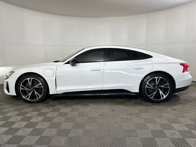 Used 2022 Audi e-tron GT Premium Plus image 6
