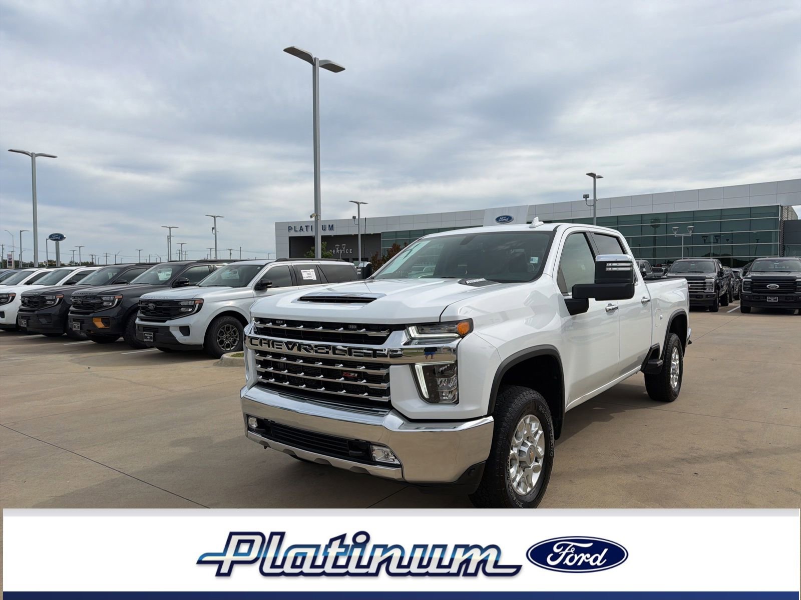 Used 2023 Chevrolet Silverado 2500 LTZ w/ Gooseneck/5TH Wheel Package AWD/4WD image 1