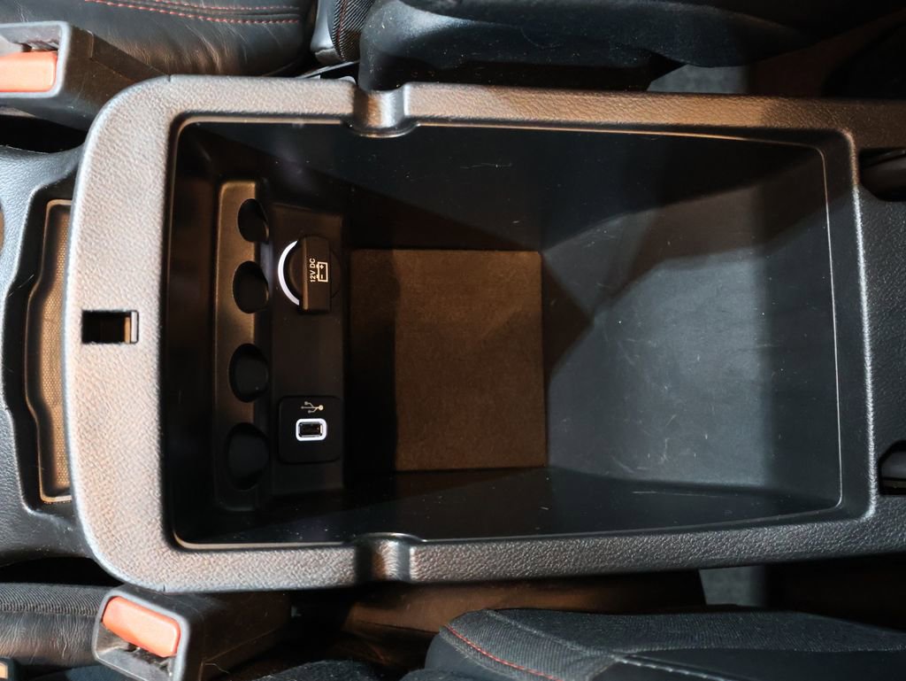 Used 2017 Jeep Cherokee Trailhawk w/ Cold Weather Group image 35