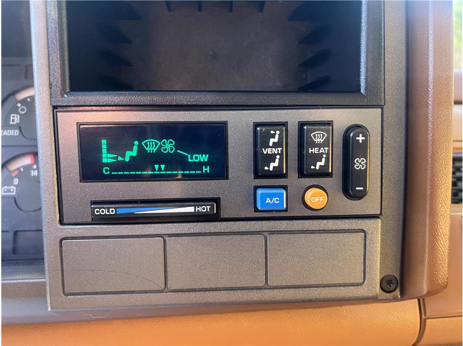 Used 1989 GMC Sierra 2500 2WD Regular Cab image 15