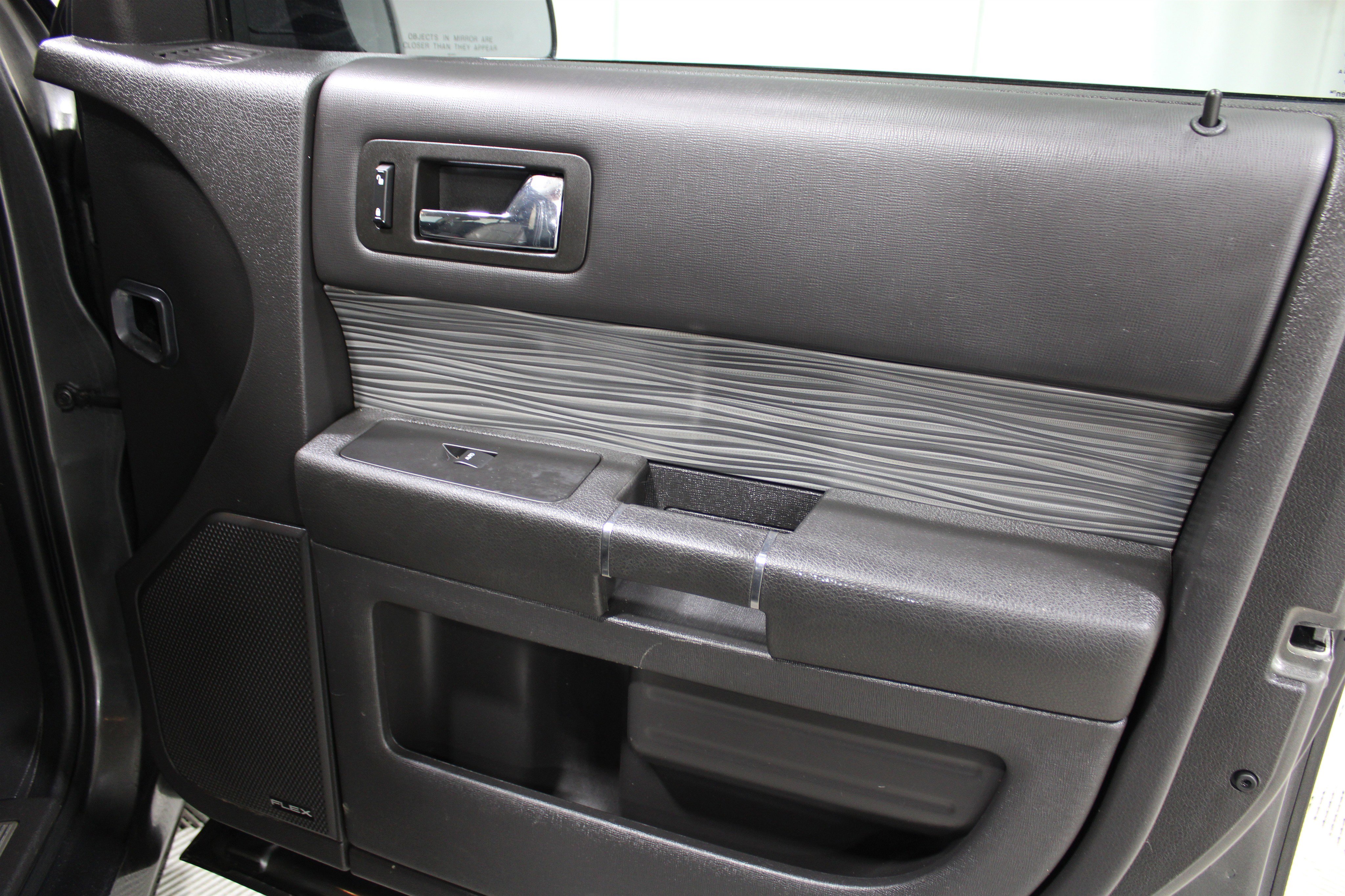 Used 2017 Ford Flex Limited w/ Limited Appearance Package image 27