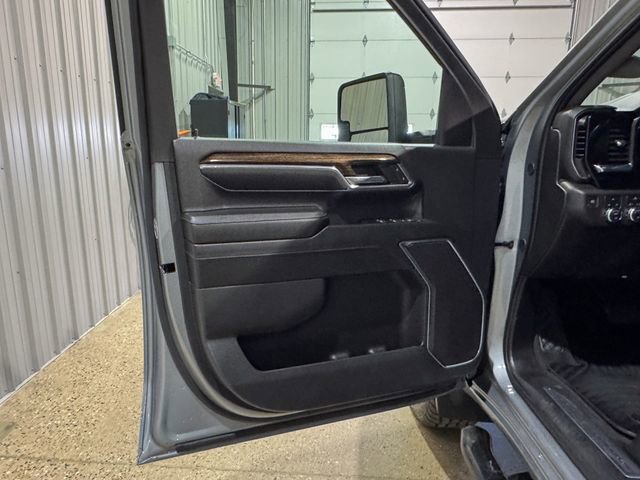 Used 2024 GMC Sierra 2500 SLE image 10