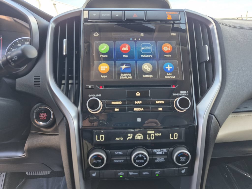 Used 2020 Subaru Ascent Limited w/ Technology Package AWD/4WD image 9