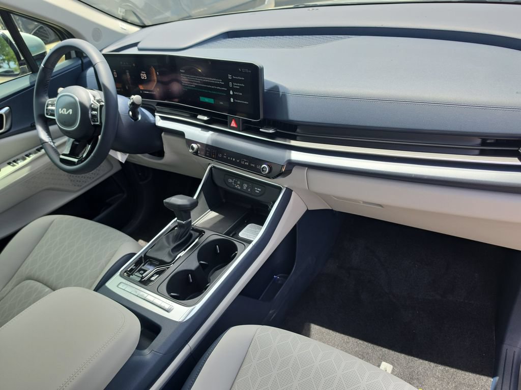 New 2026 Kia Carnival EX FWD image 12
