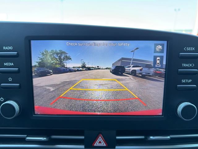 Used 2023 Hyundai Elantra Blue FWD image 13