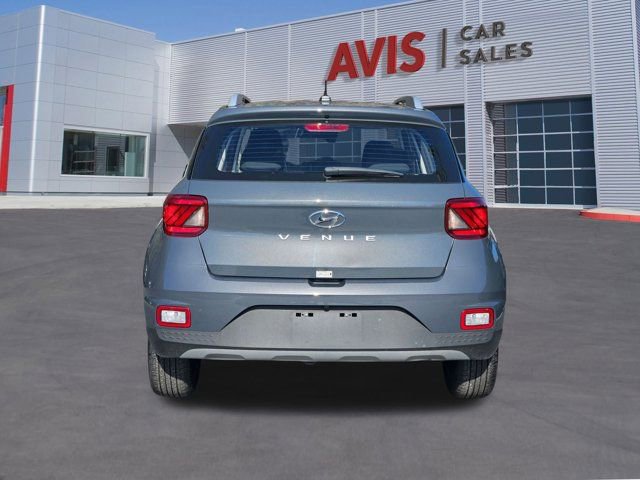 Used 2025 Hyundai Venue SEL image 7