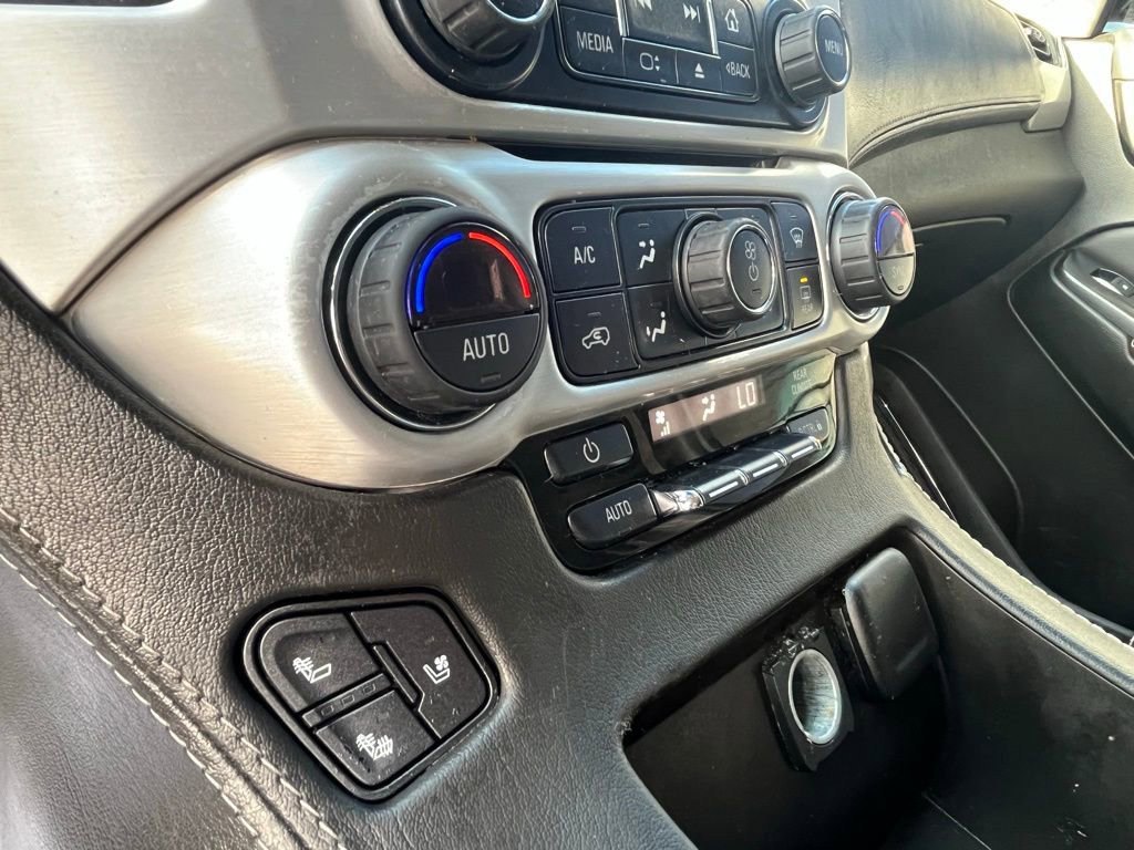 Used 2020 GMC Yukon XL SLT w/ Open Road Package image 16