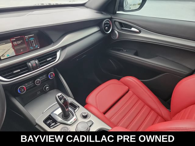 Used 2024 Alfa Romeo Stelvio Veloce AWD/4WD image 26