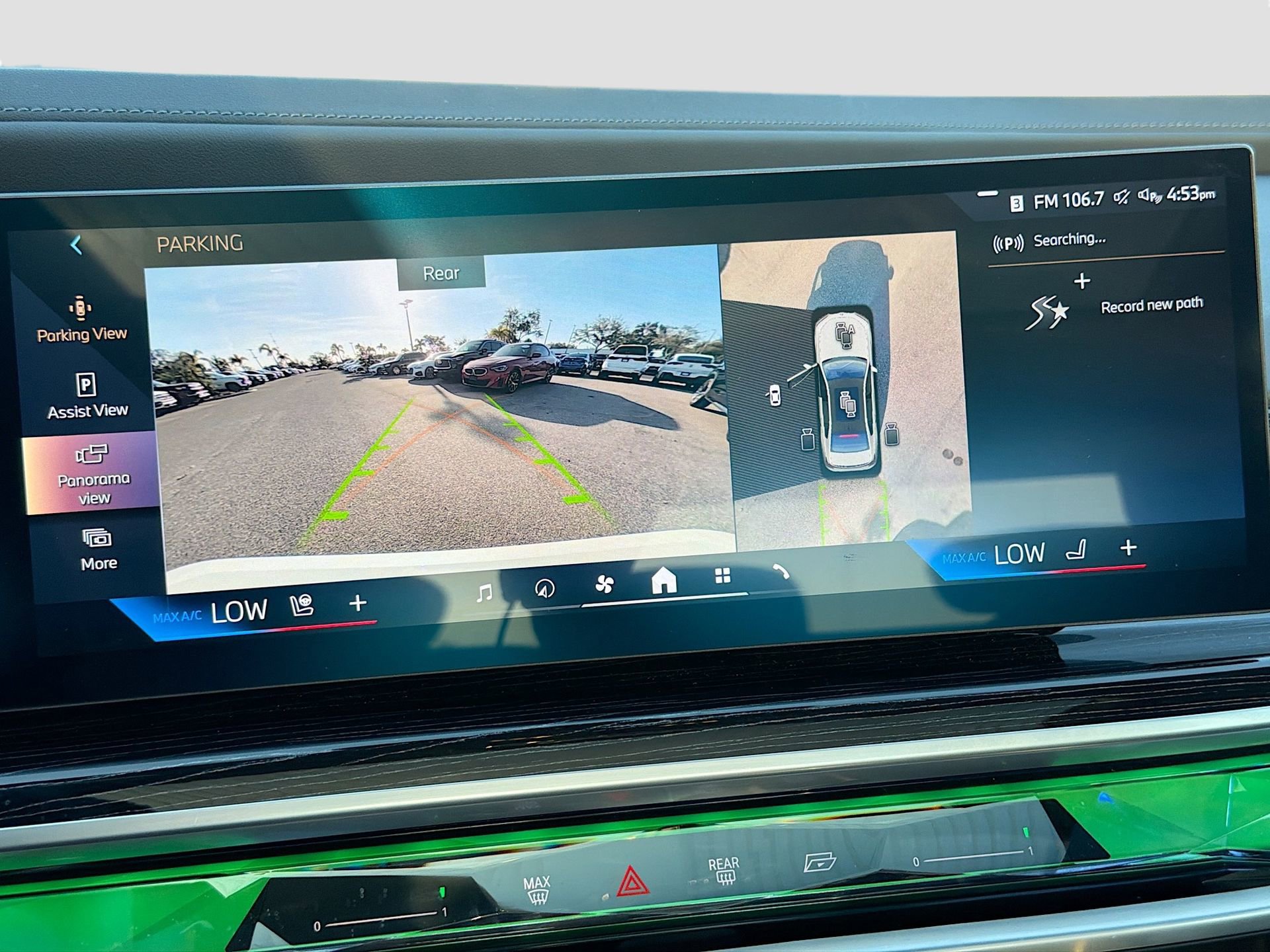 Certified 2025 BMW 740i xDrive image 35