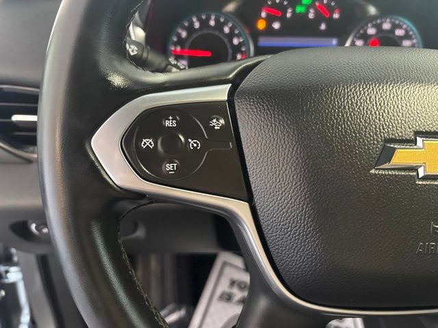 Used 2023 Chevrolet Traverse LT w/ Rear Camera Mirror Package AWD/4WD image 12