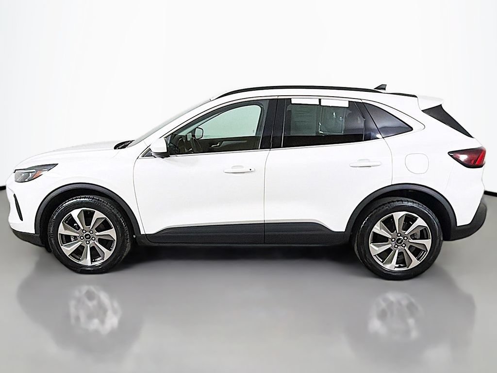 Used 2024 Ford Escape Platinum AWD/4WD image 15