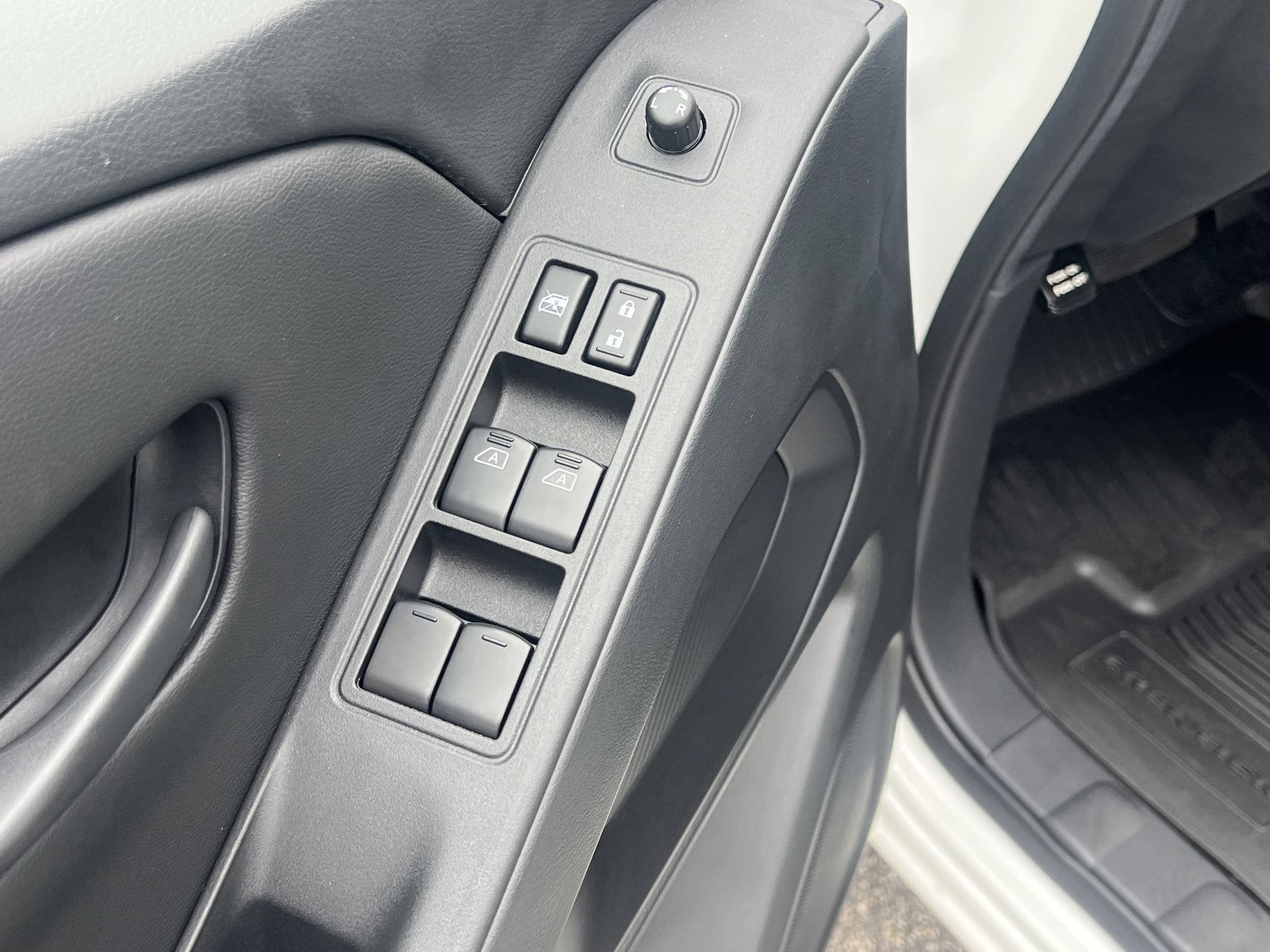 New 2026 Nissan Frontier SV w/ All-Weather Content Package RWD image 11