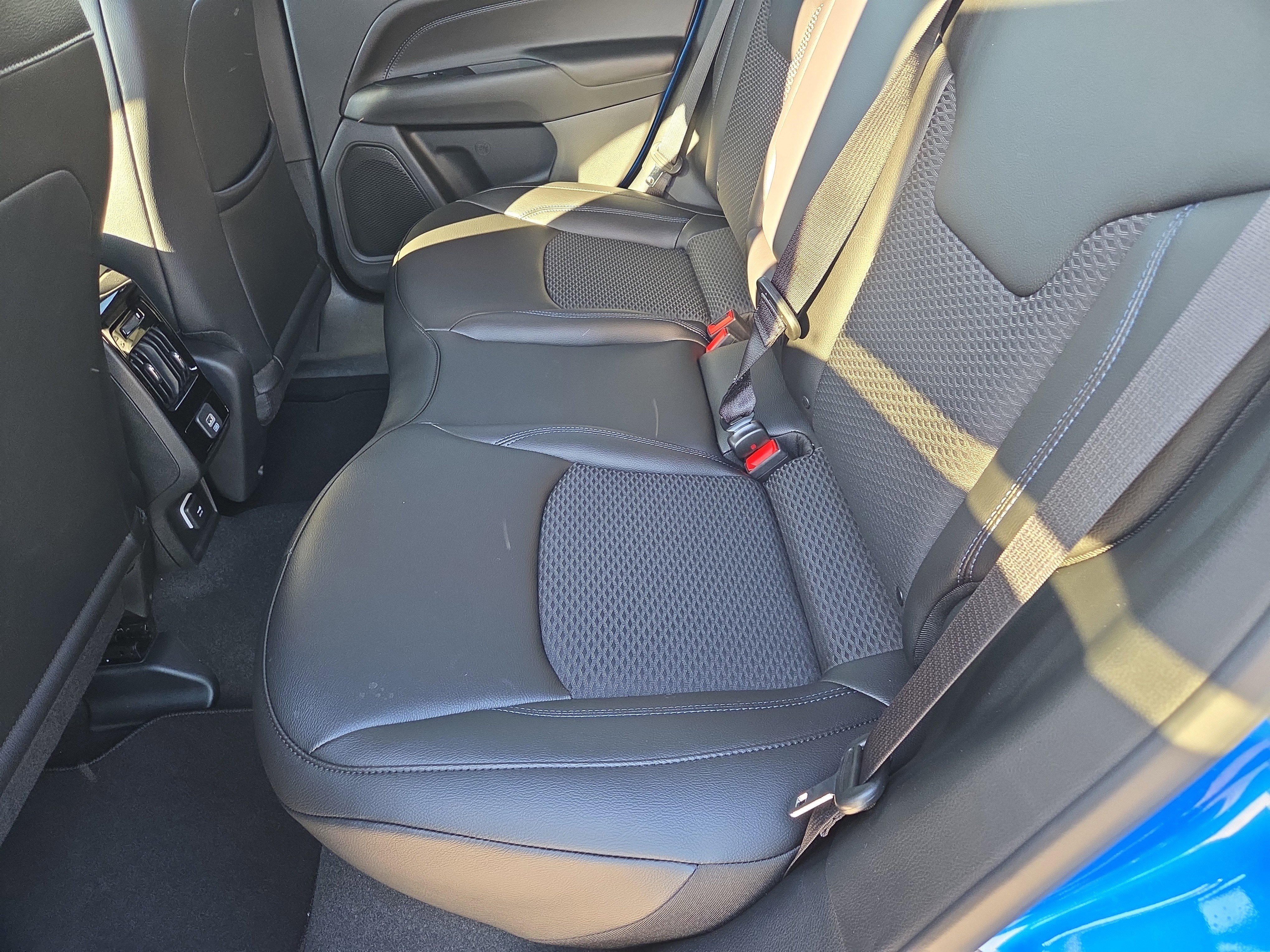 New 2026 Jeep Compass Latitude image 6