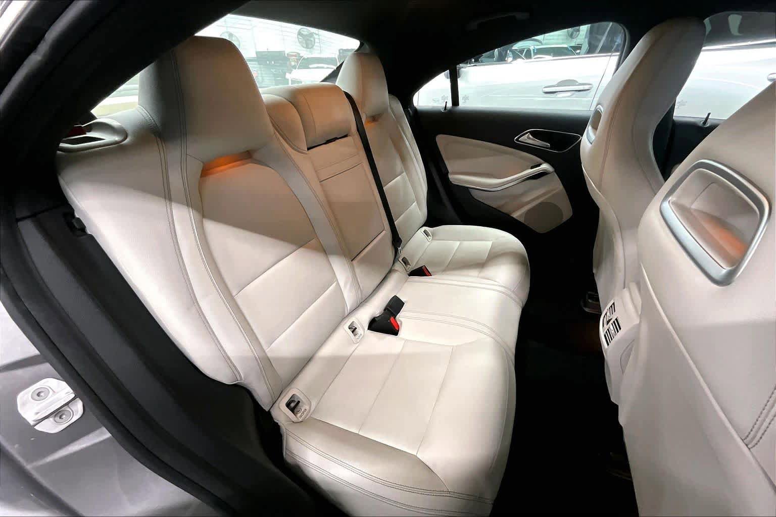 Used 2017 Mercedes-Benz CLA 250 image 20